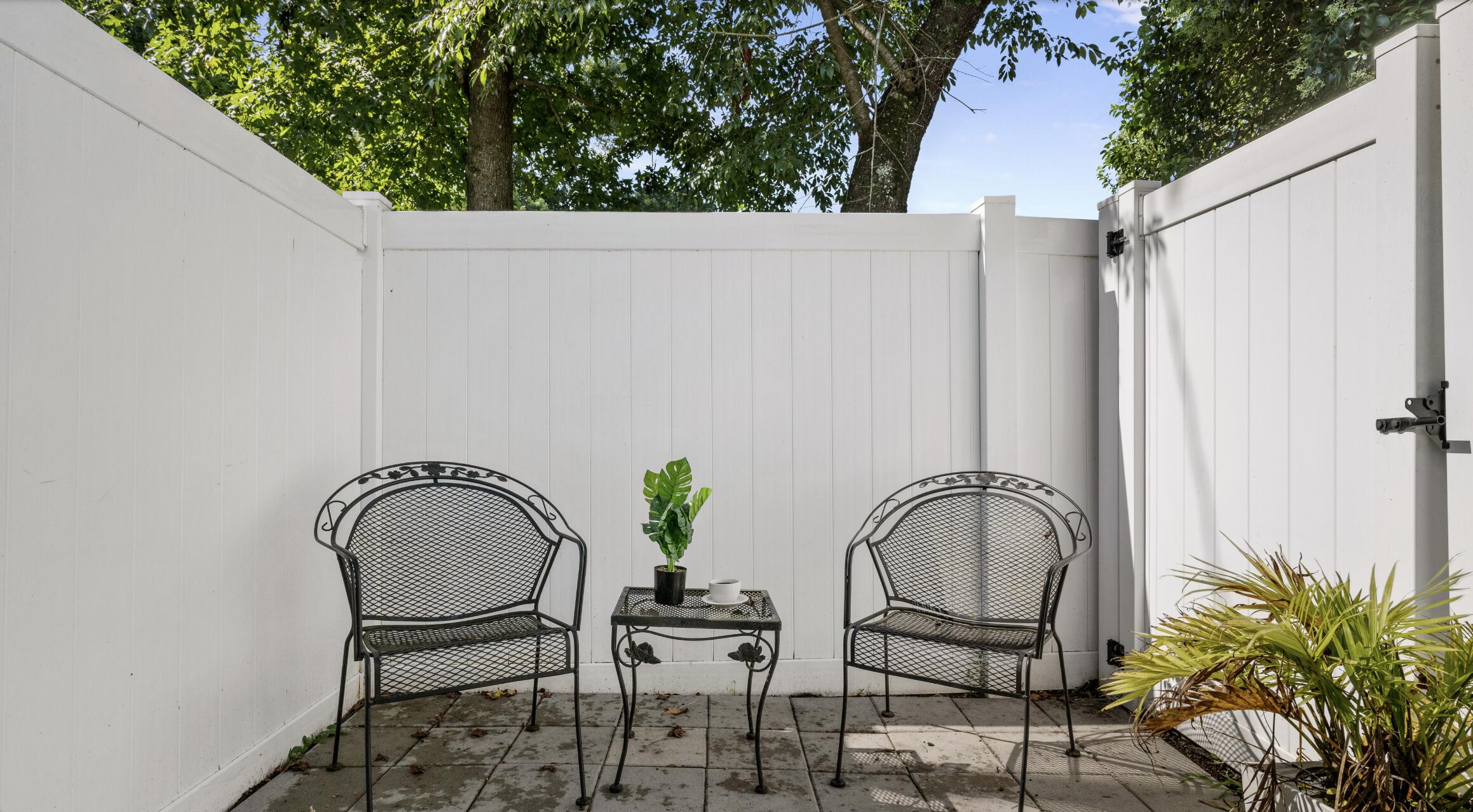 1011 Alamo Street
