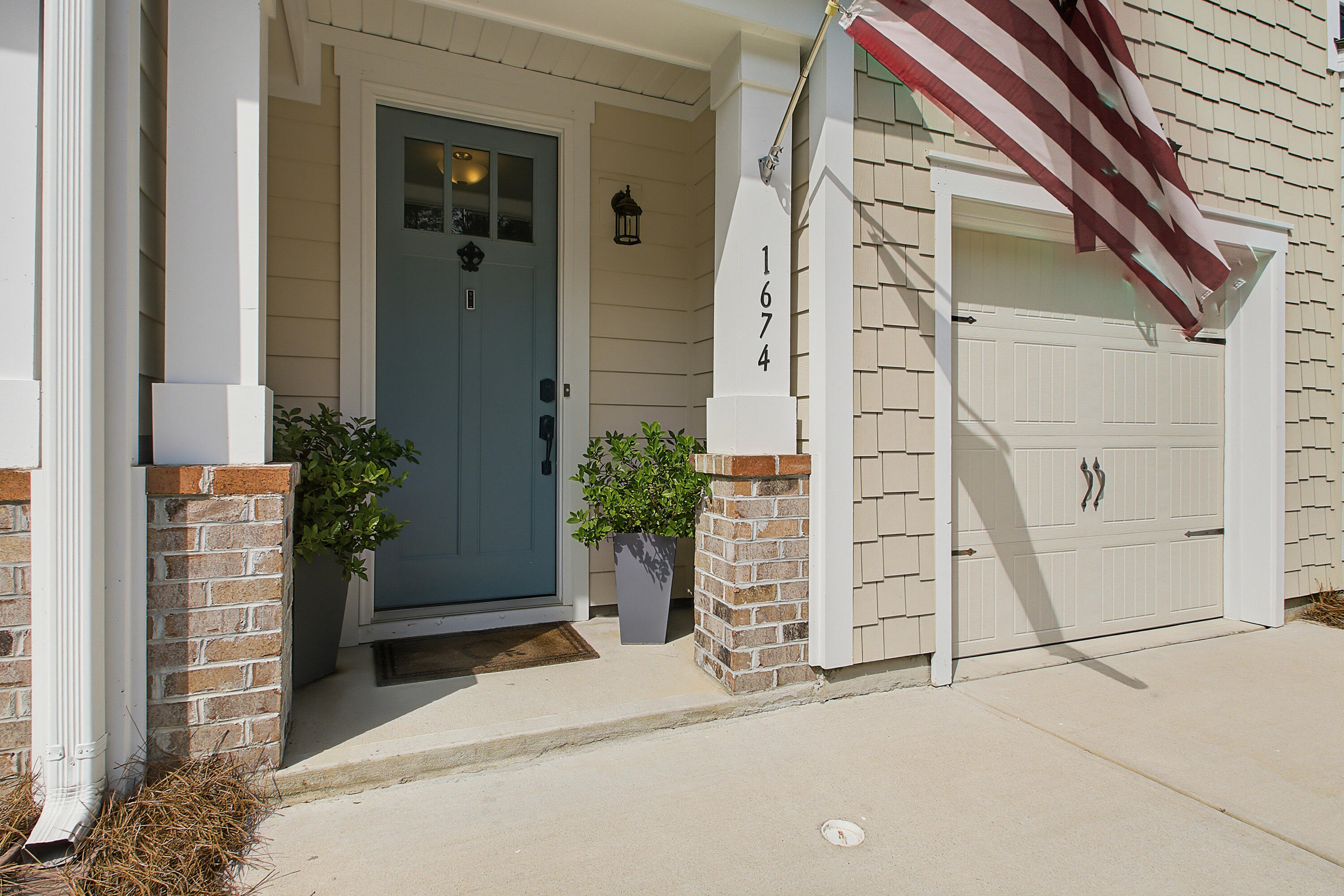1674 Bridwell Lane