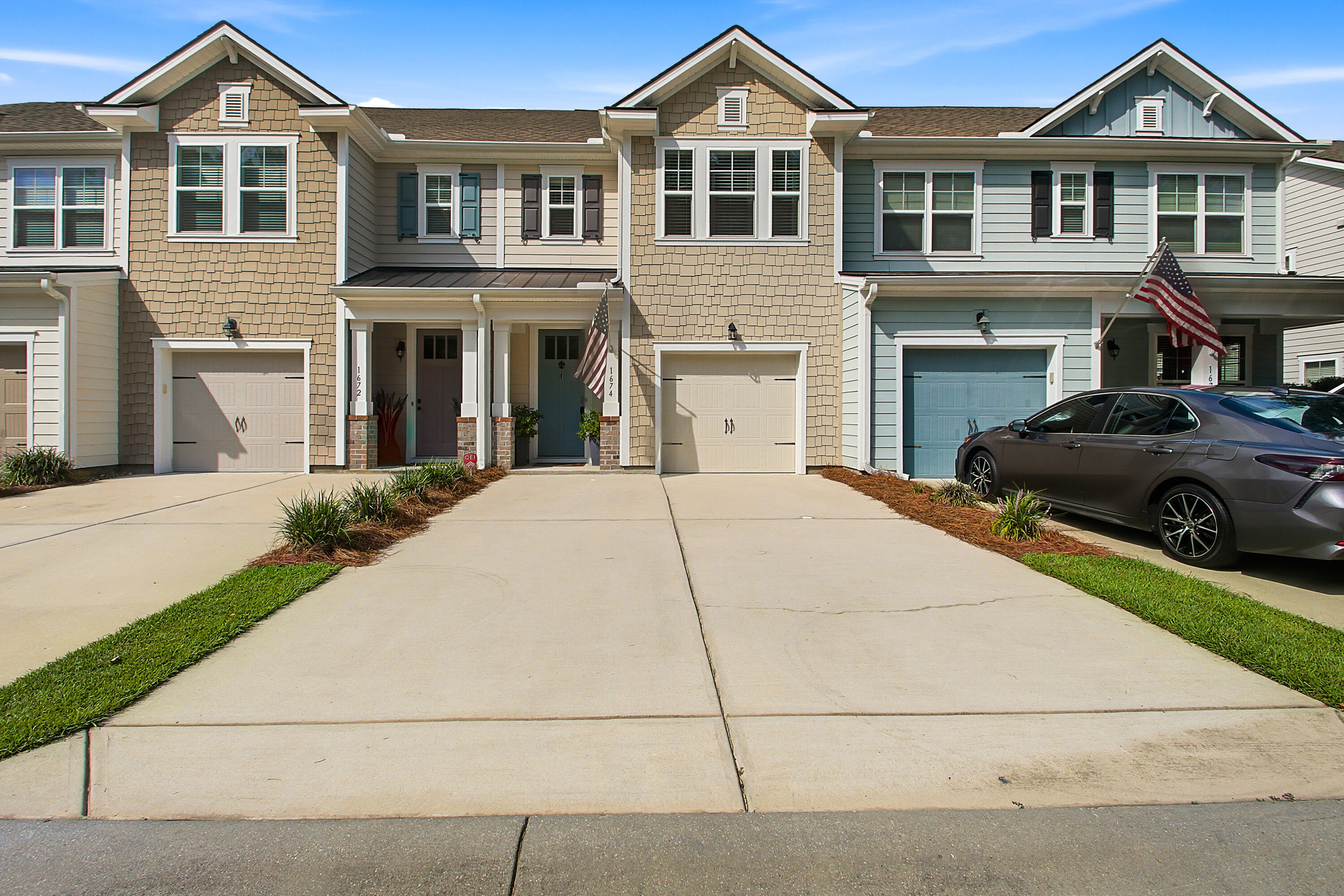 1674 Bridwell Lane