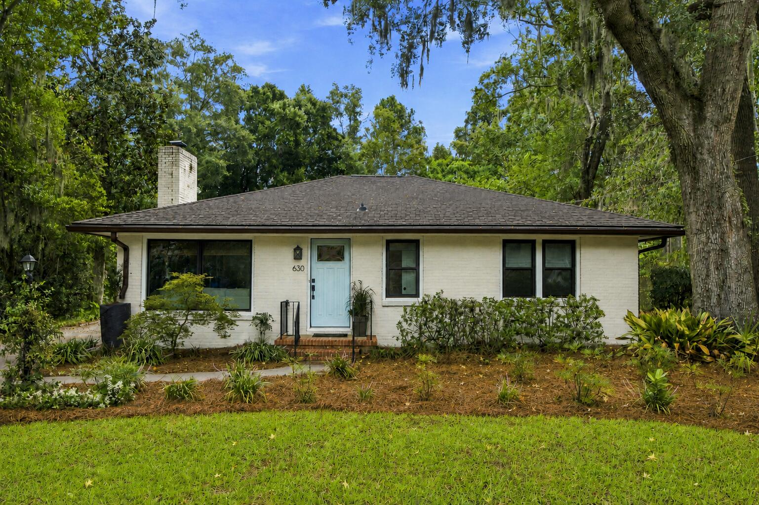 630 W Oak Forest Drive