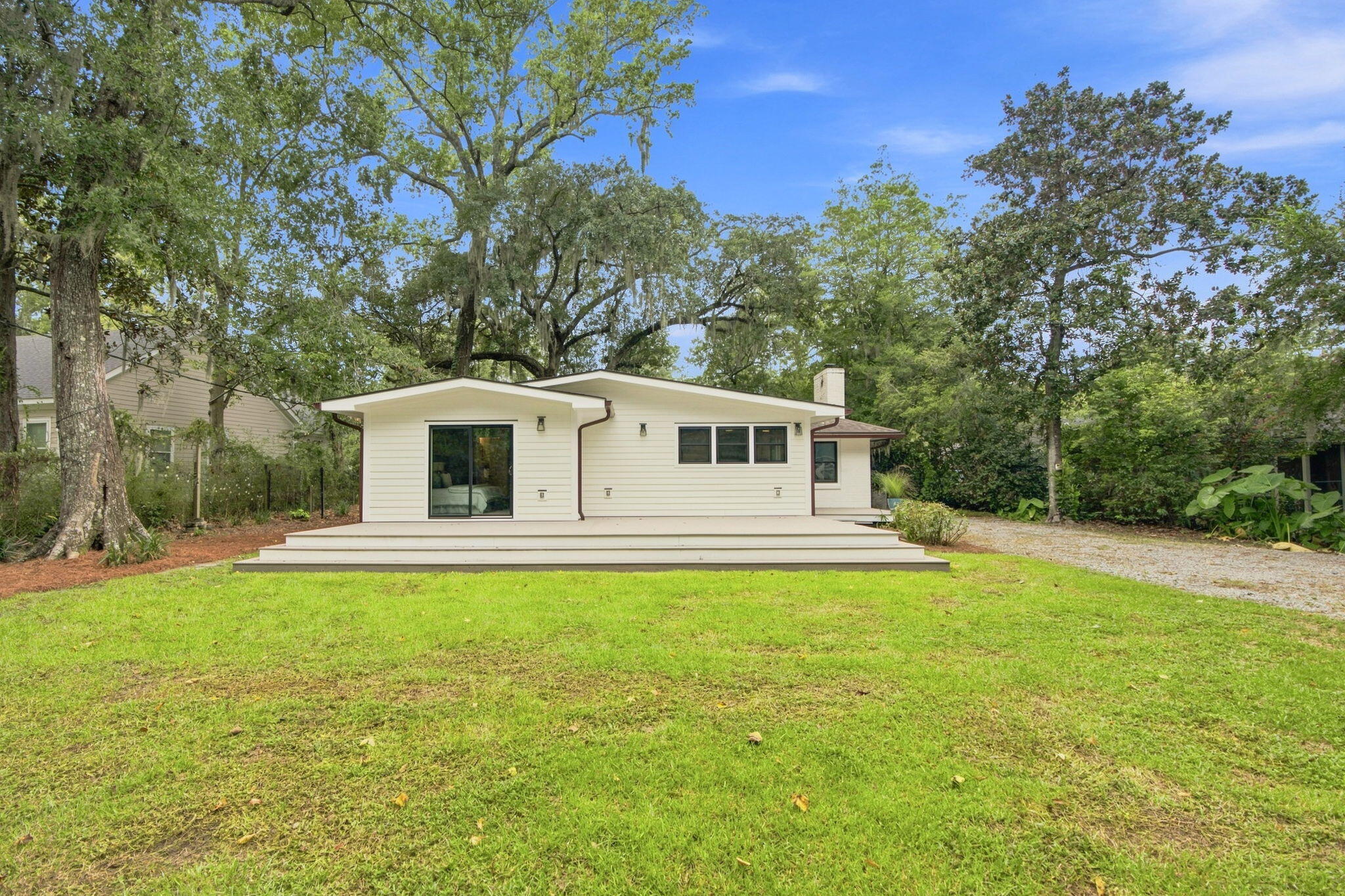 630 W Oak Forest Drive