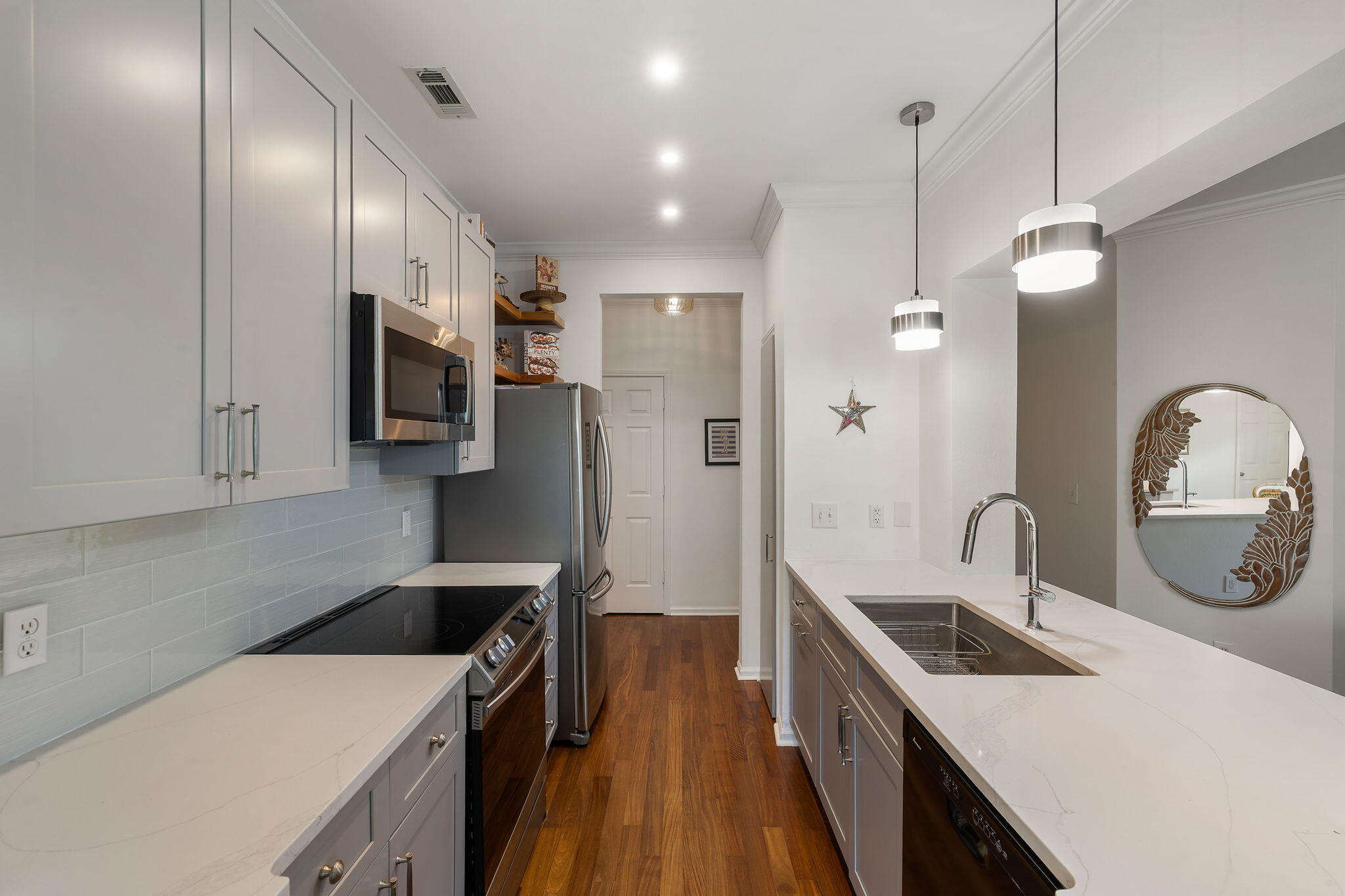 130 River Landing Drive # 6102