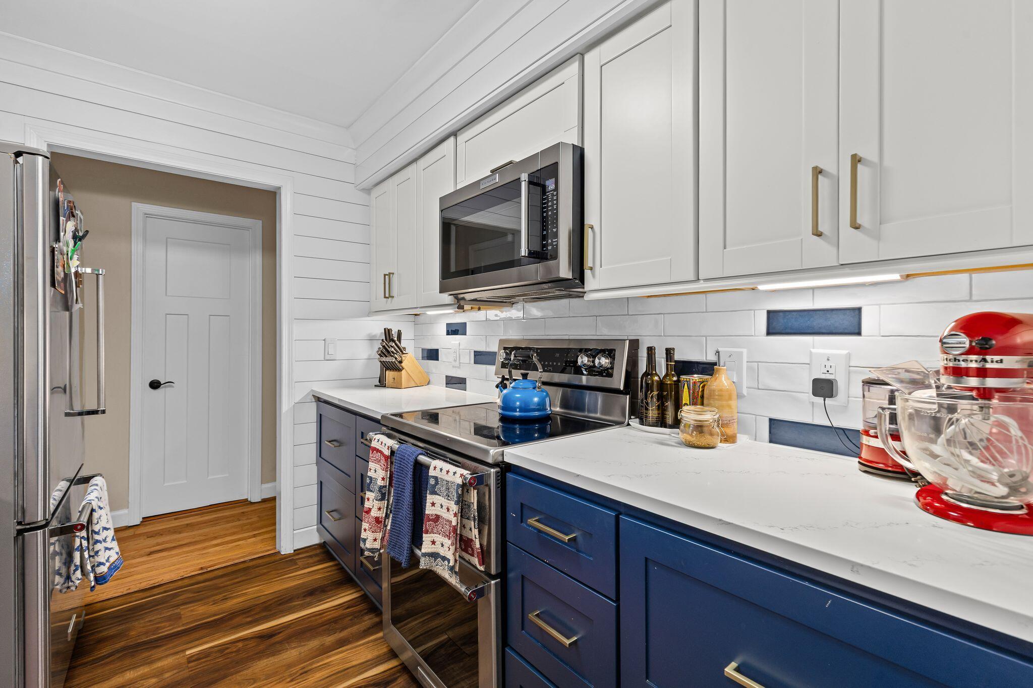 1280 Ashley Hall Road