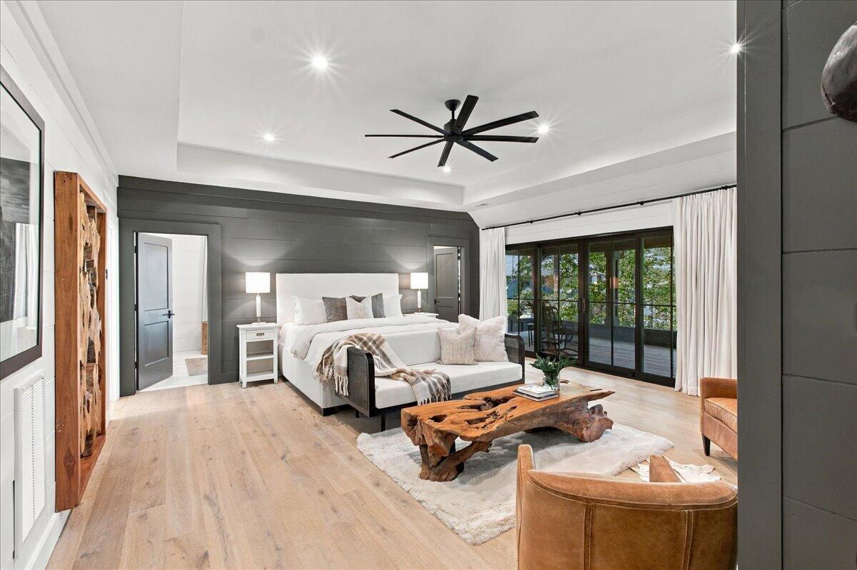 6 Featherstone Court