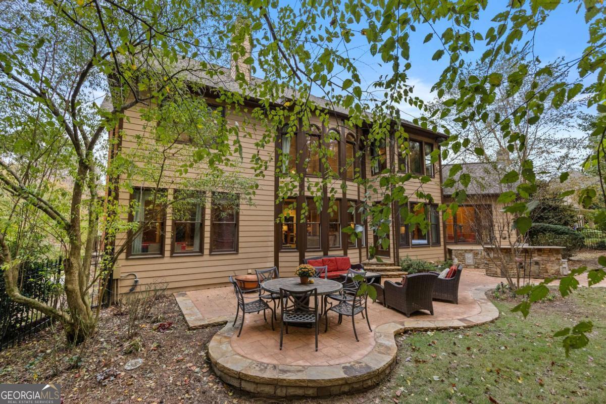 7010 Tree House Way Way