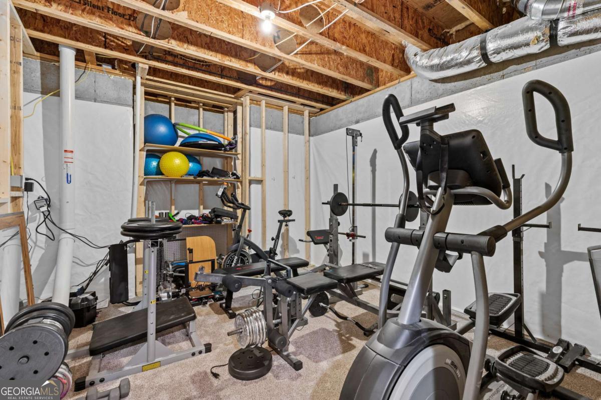 7010 Tree House Way Way