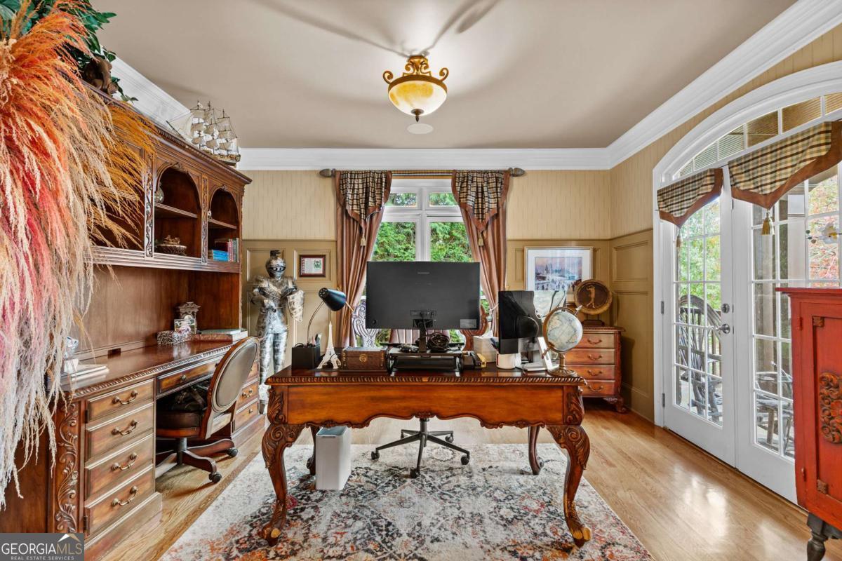 7010 Tree House Way Way