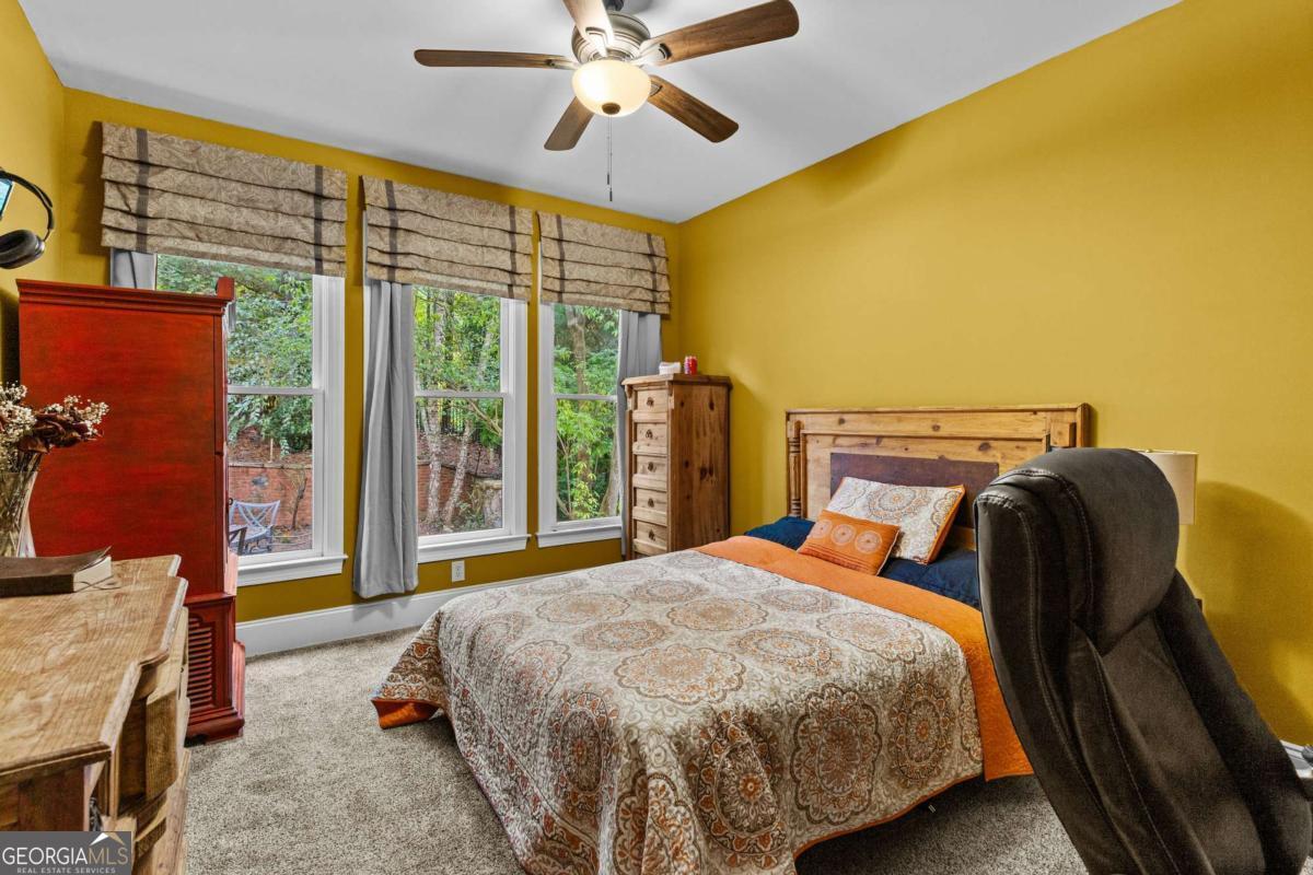 7010 Tree House Way Way