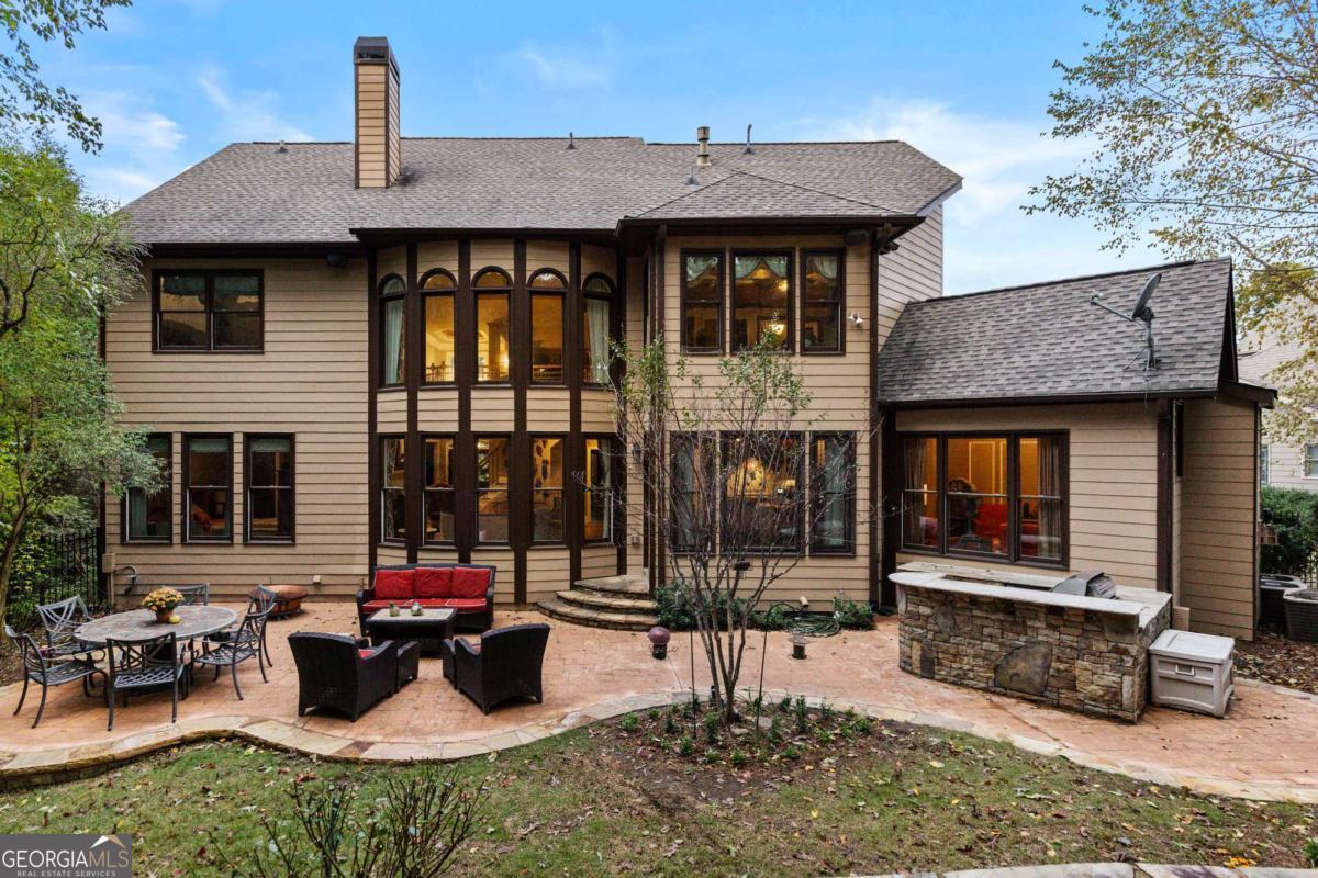 7010 Tree House Way Way