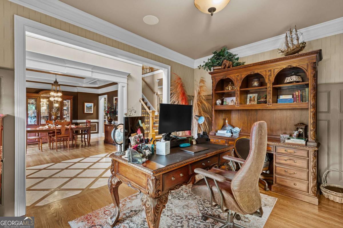 7010 Tree House Way Way