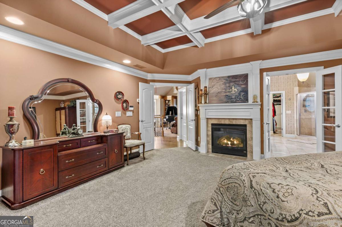 7010 Tree House Way Way