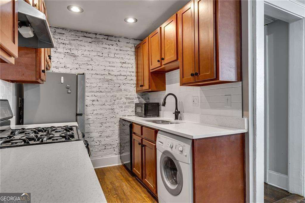 733 Frederica Street NE # 7