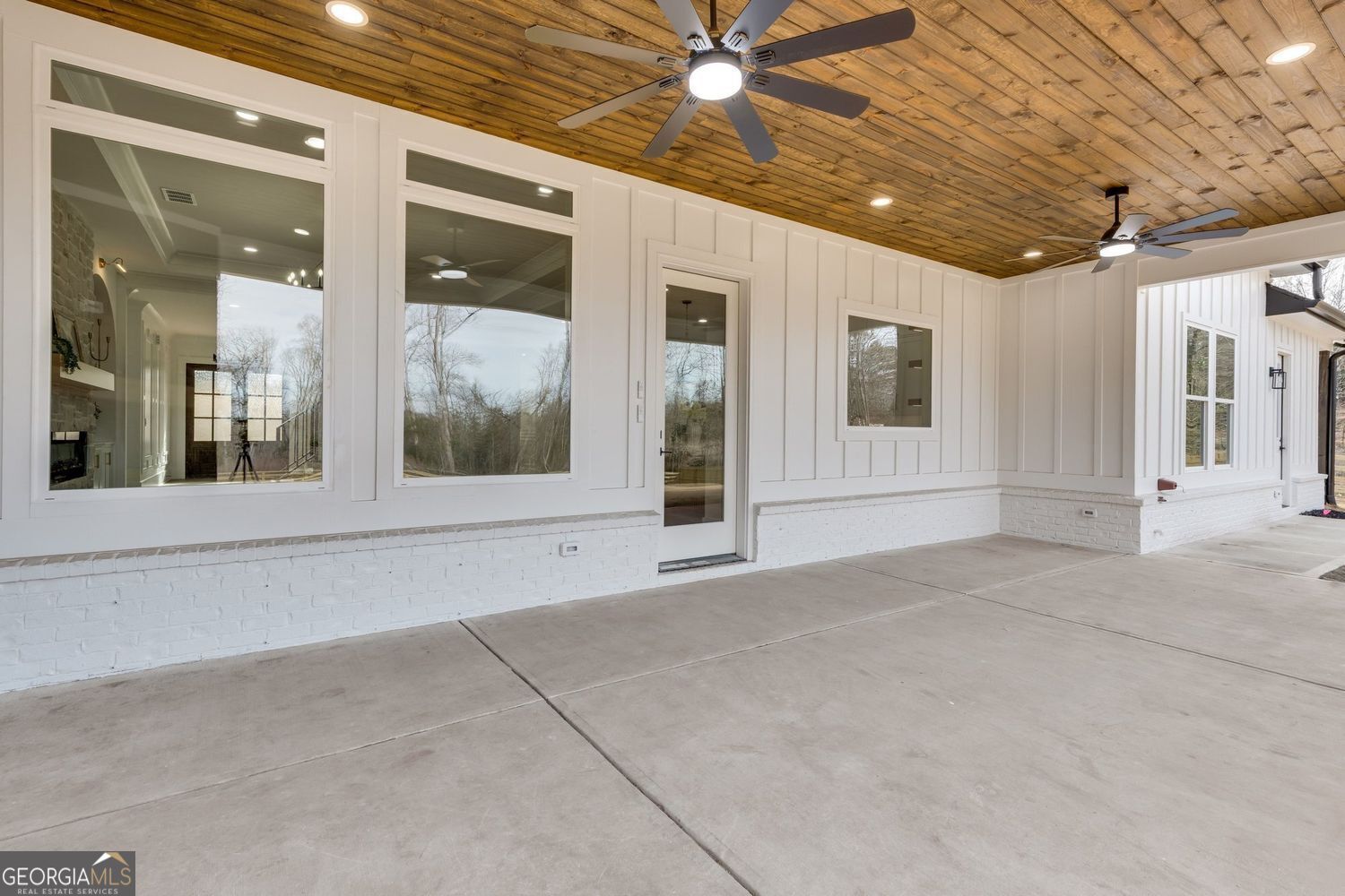 127 Tanners Bridge Road