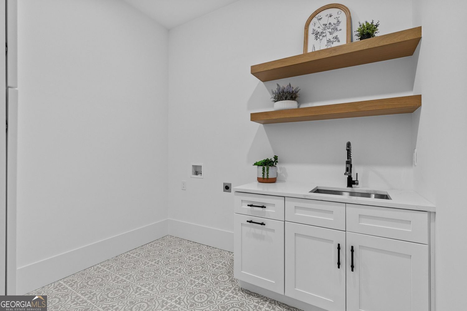 127 Tanners Bridge Road