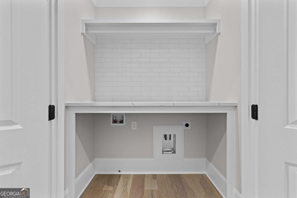 2355 Luke Edwards Road