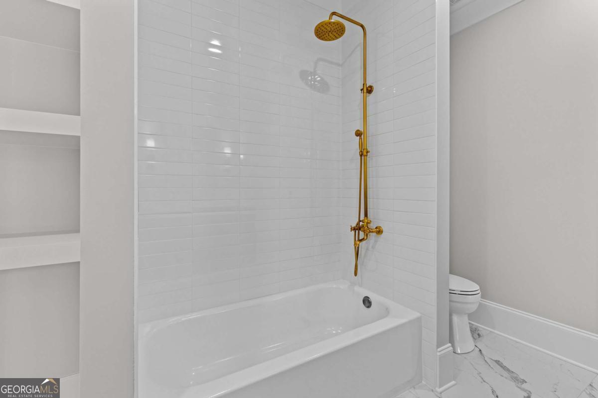 2355 Luke Edwards Road