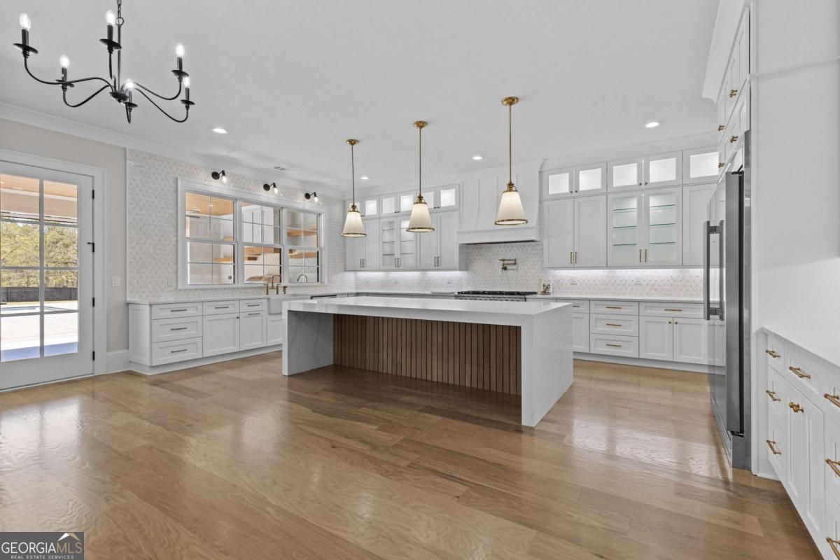 2355 Luke Edwards Road