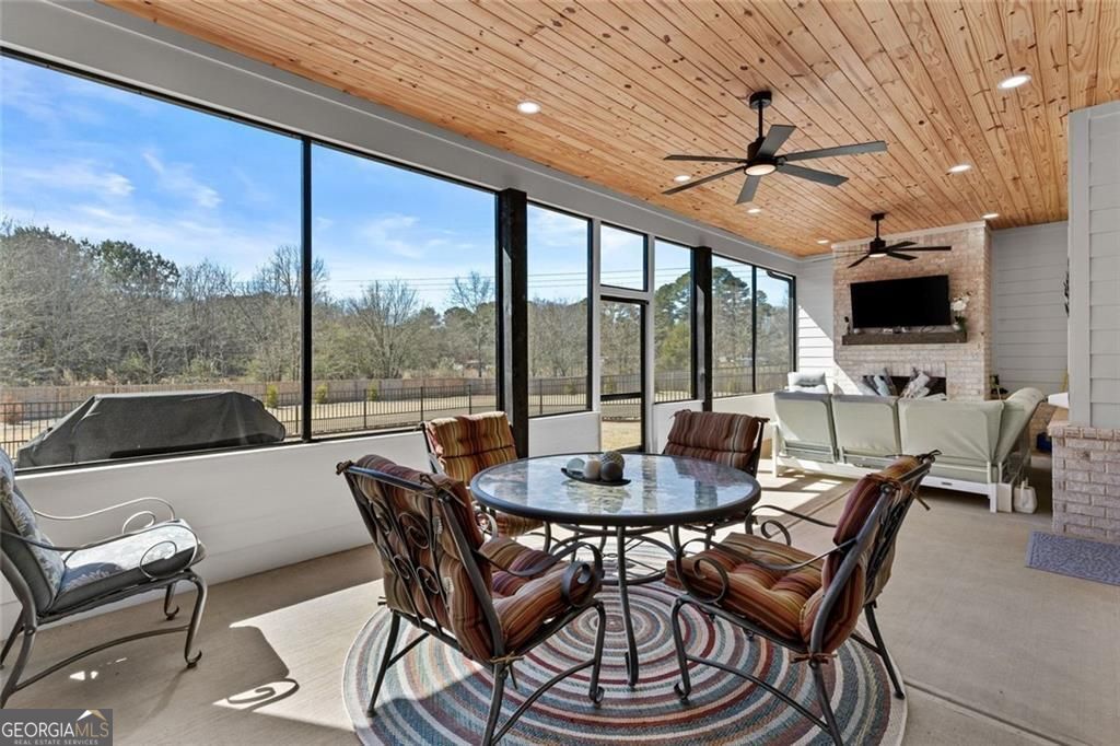 825 Arch Tanner Road