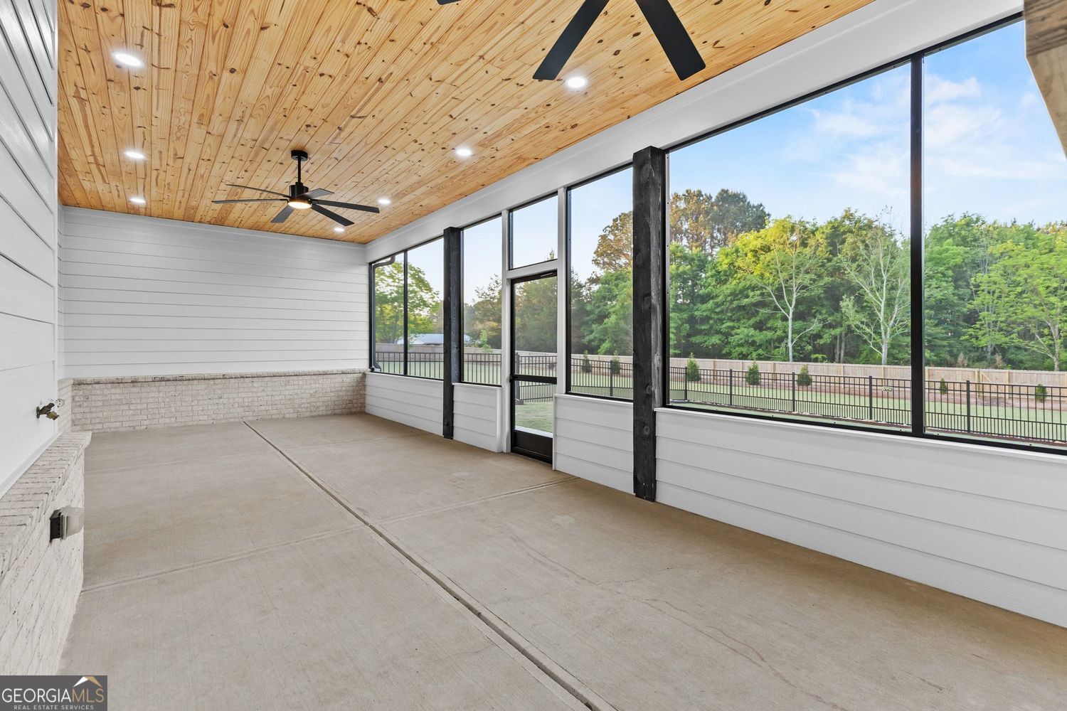 825 Arch Tanner Road