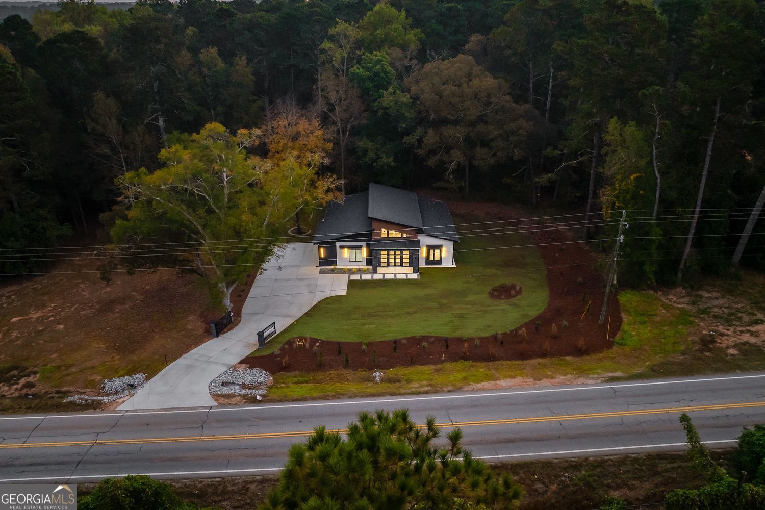 670 Loganville Highway