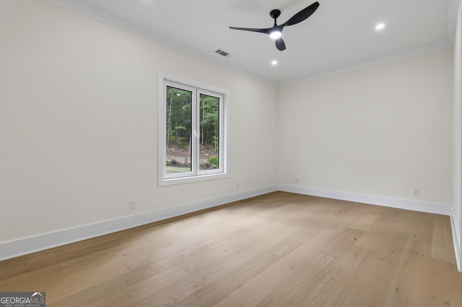 1557 Whitley Road