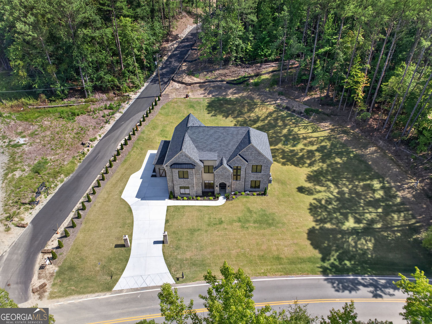1557 Whitley Road