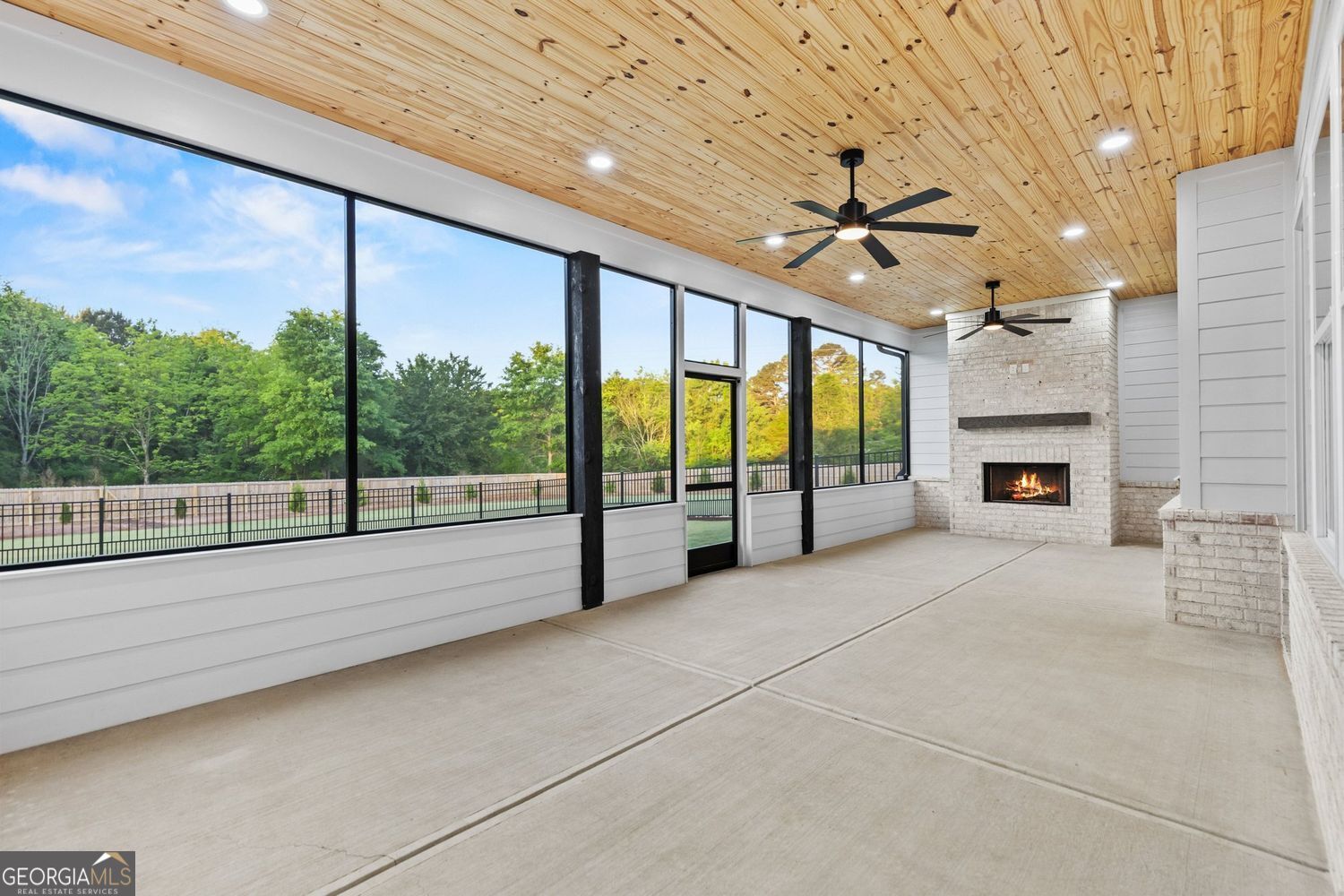 825 Arch Tanner Road