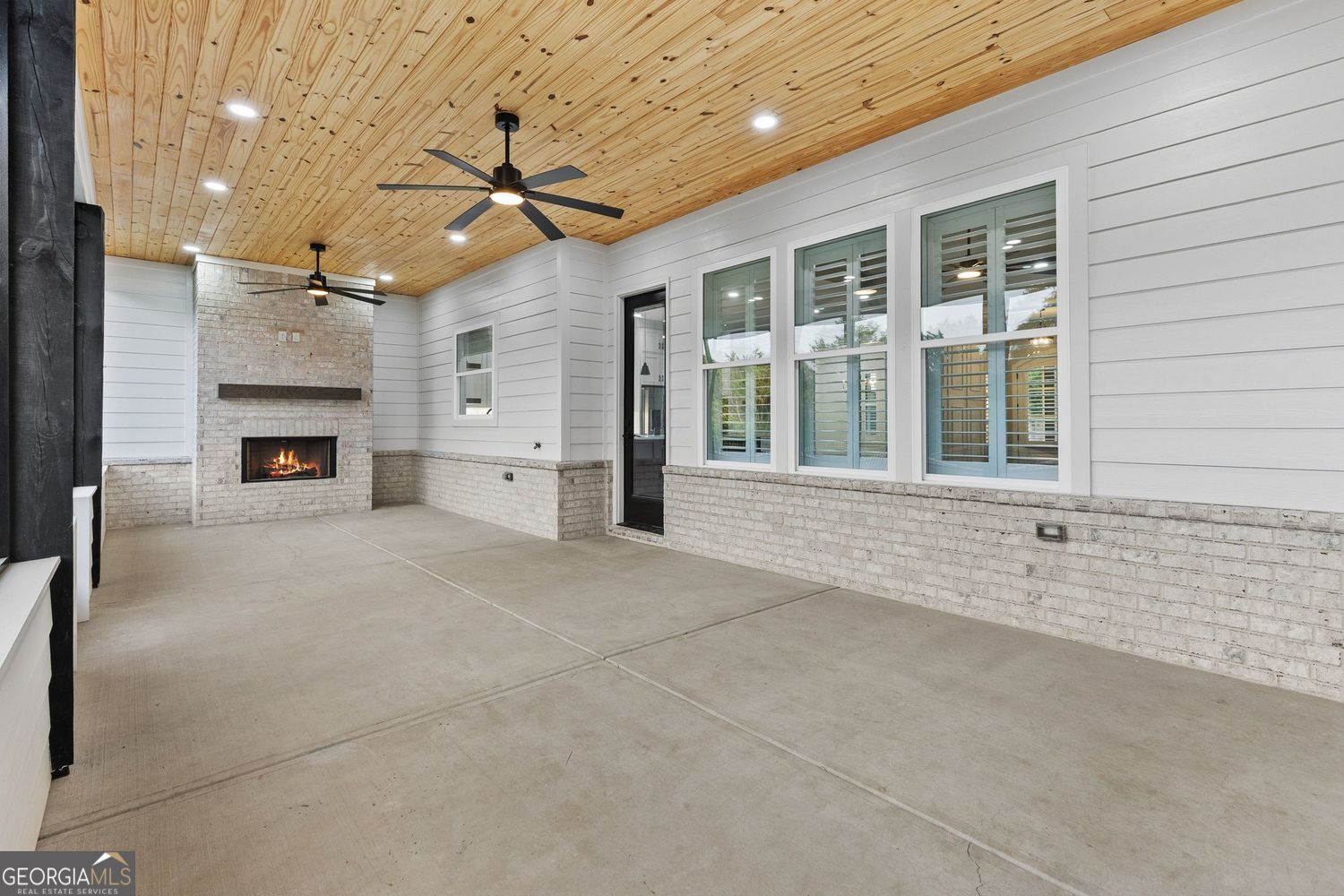 825 Arch Tanner Road