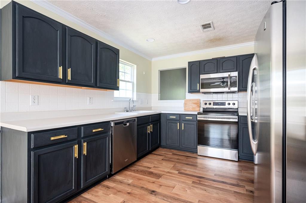 535 Aristocrat Drive
