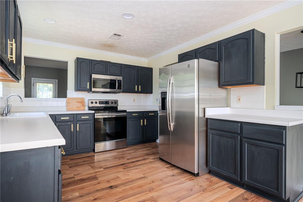 535 Aristocrat Drive