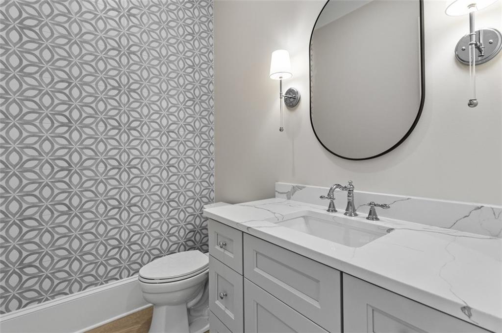 2355 Luke Edwards Road