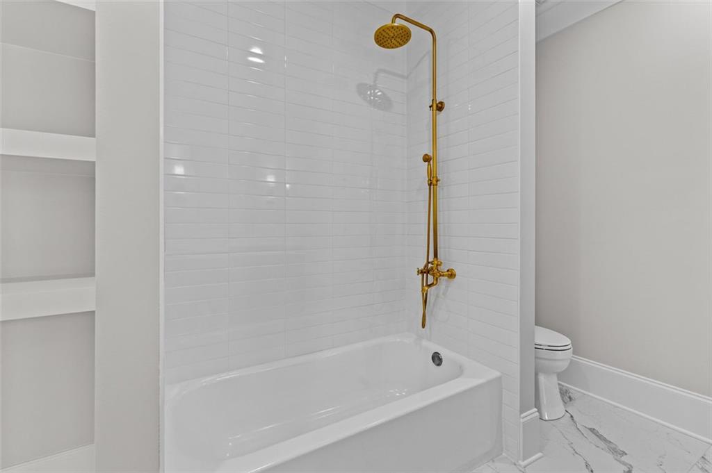 2355 Luke Edwards Road