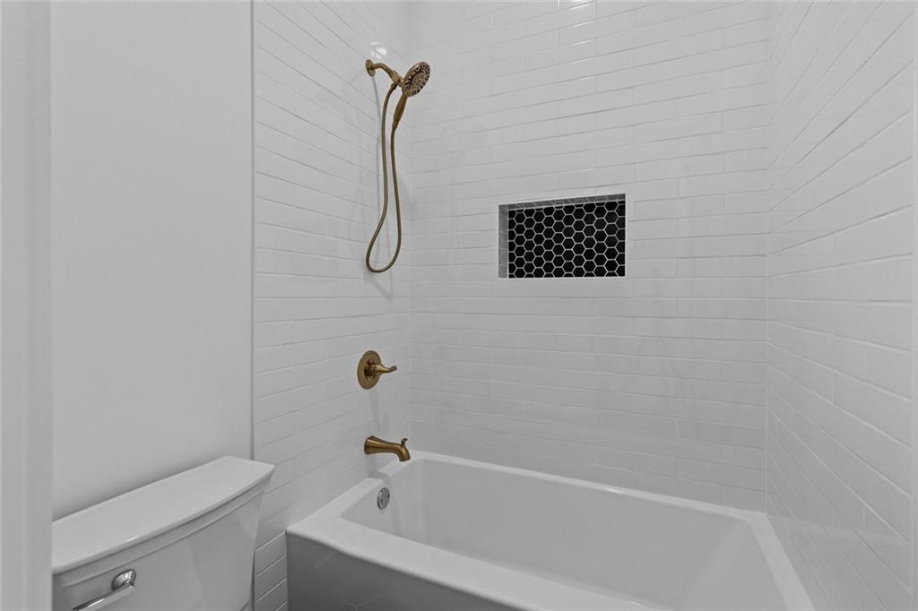 127 Tanners Bridge Road