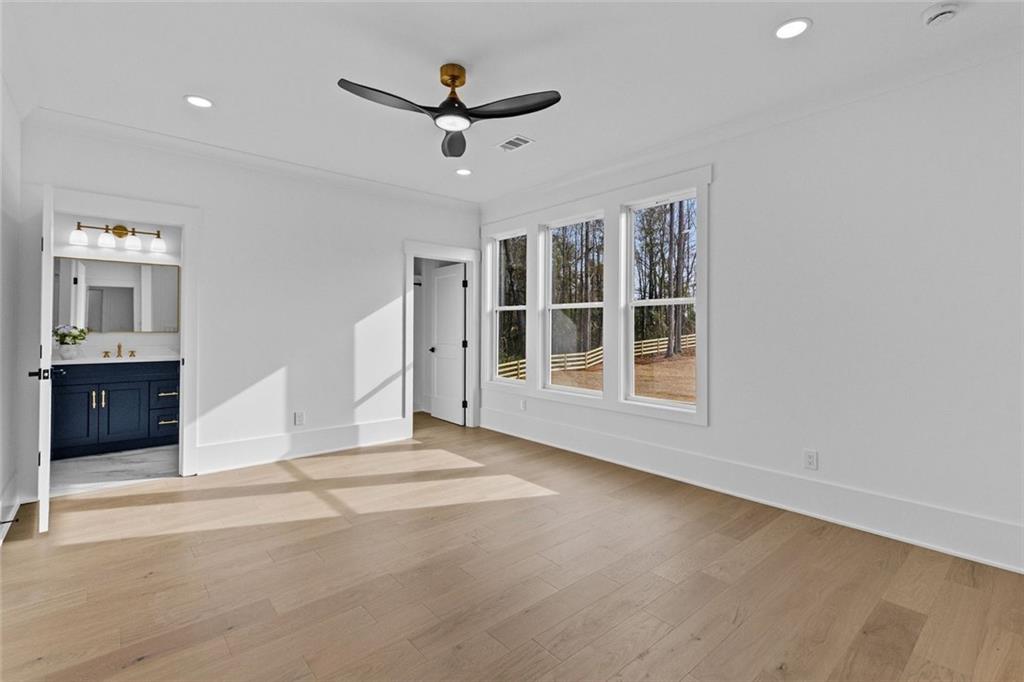 127 Tanners Bridge Road