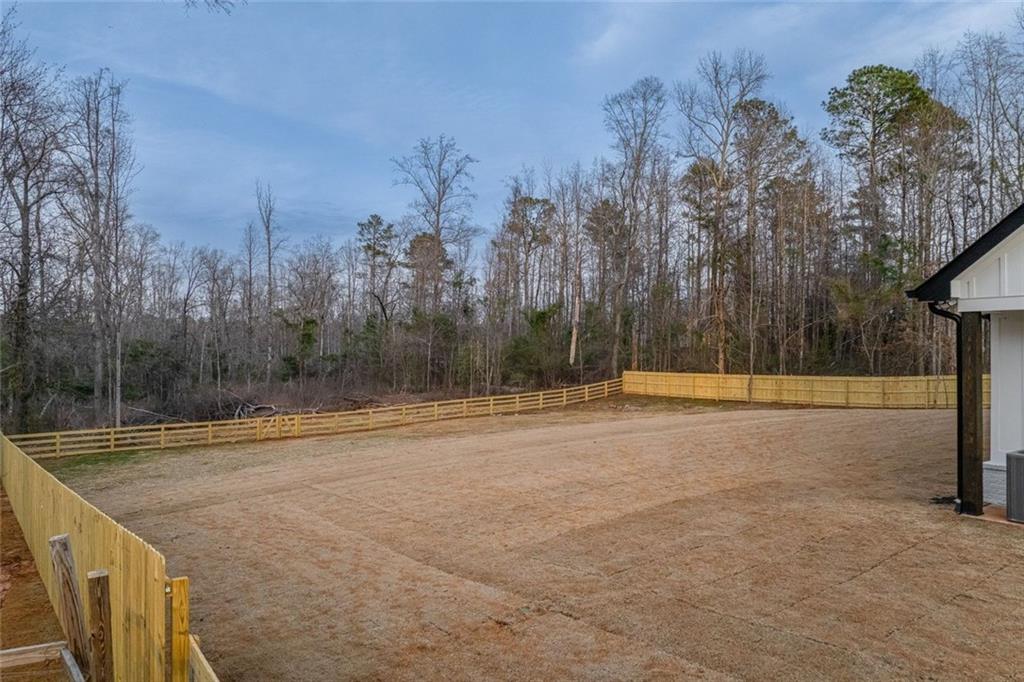 127 Tanners Bridge Road