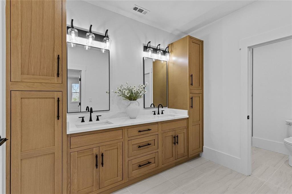 127 Tanners Bridge Road