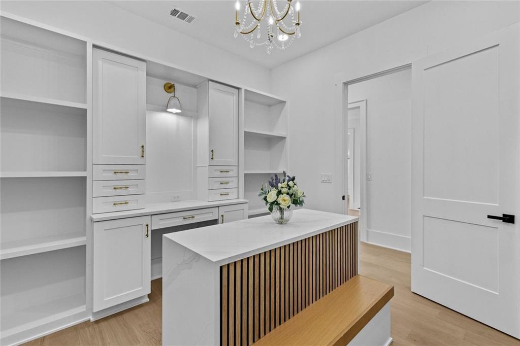 127 Tanners Bridge Road