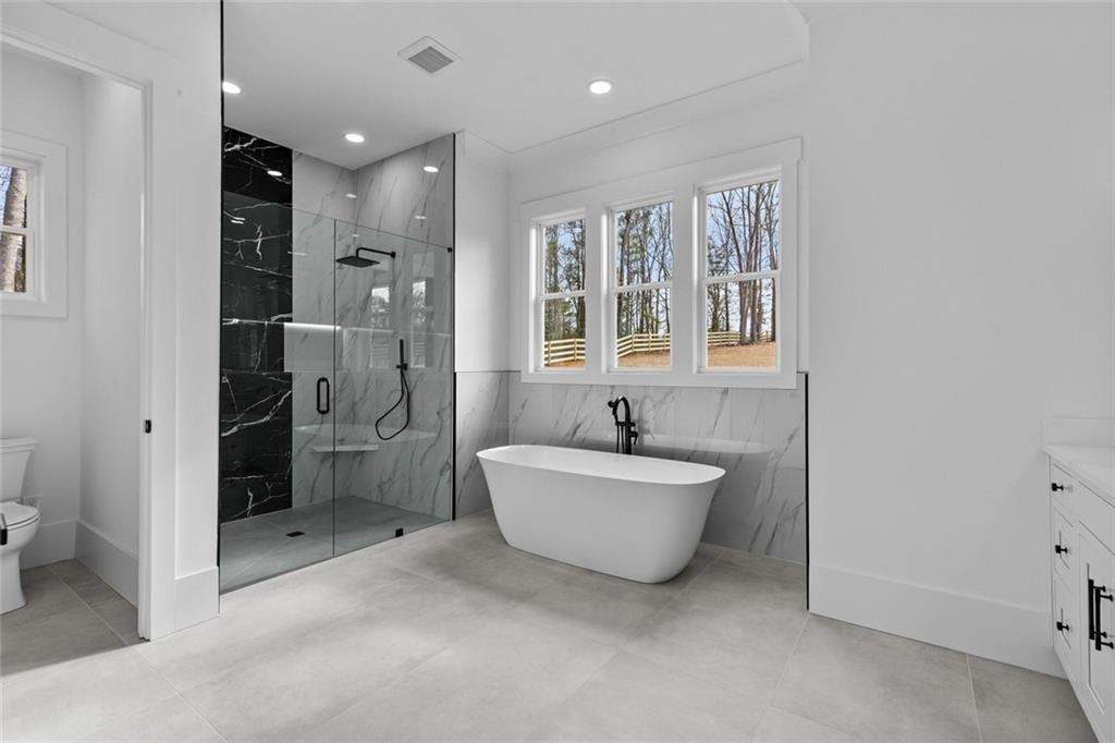 127 Tanners Bridge Road