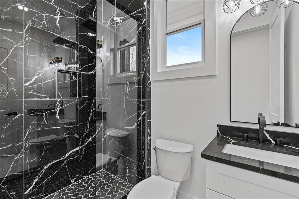 127 Tanners Bridge Road