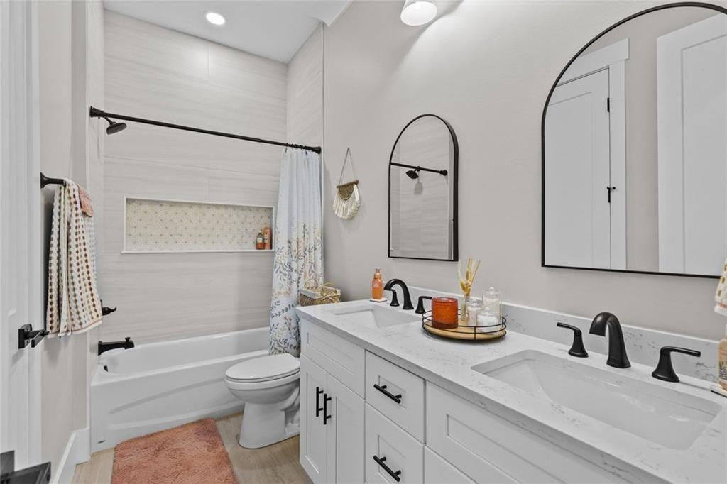 825 Arch Tanner Road