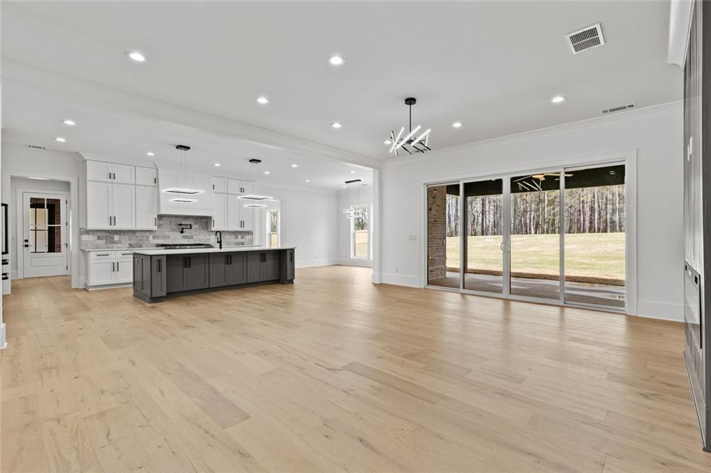 3403 Bold Springs Road NW