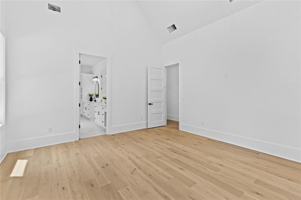 354 Alton Green