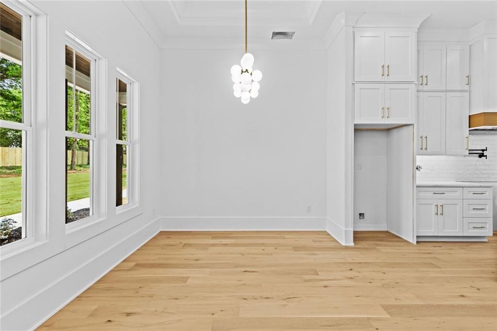 354 Alton Green