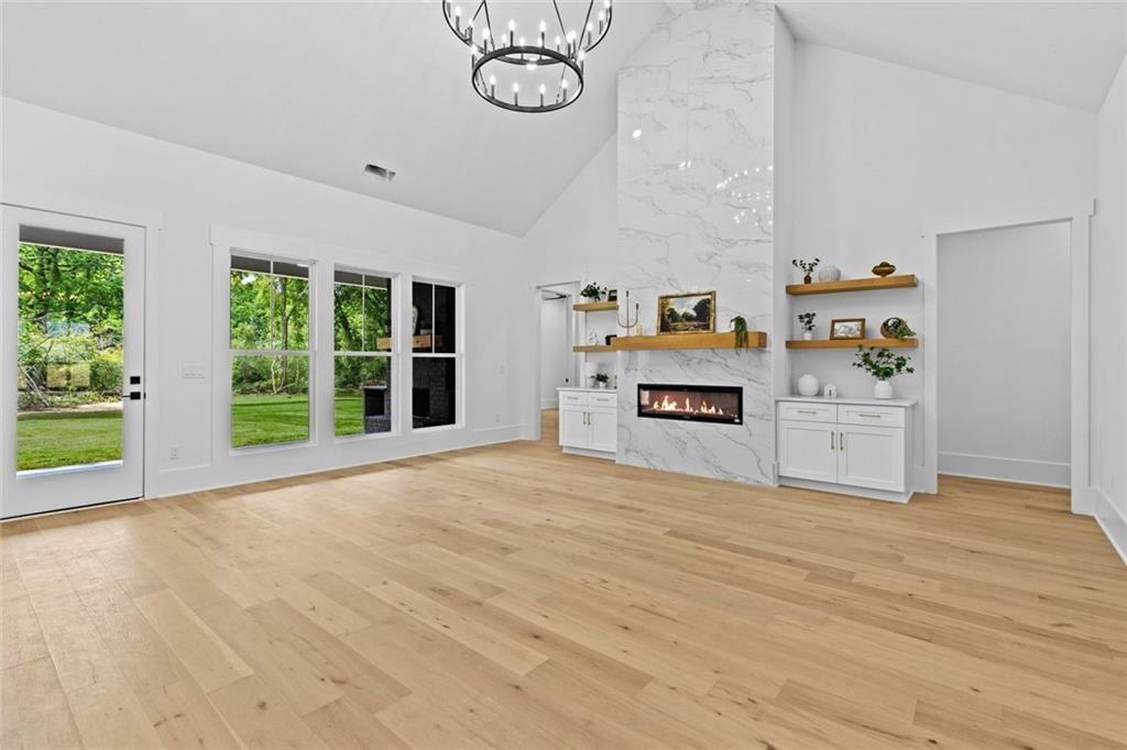 354 Alton Green