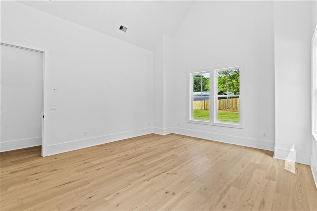354 Alton Green