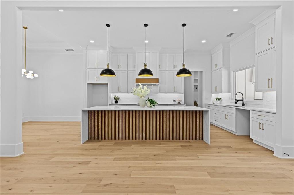 354 Alton Green
