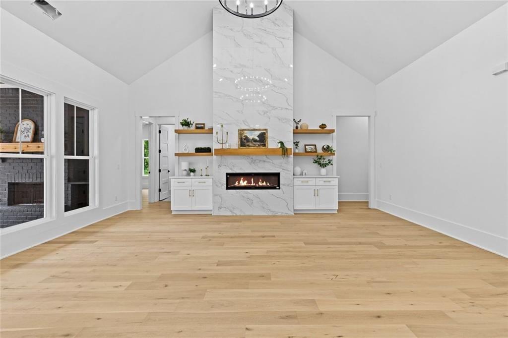 354 Alton Green