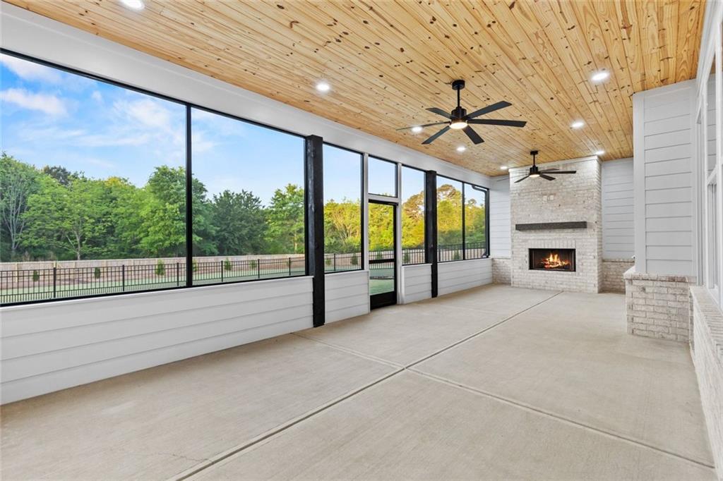 825 Arch Tanner Road