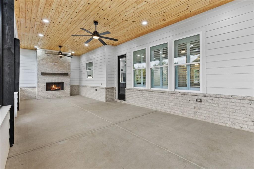 825 Arch Tanner Road