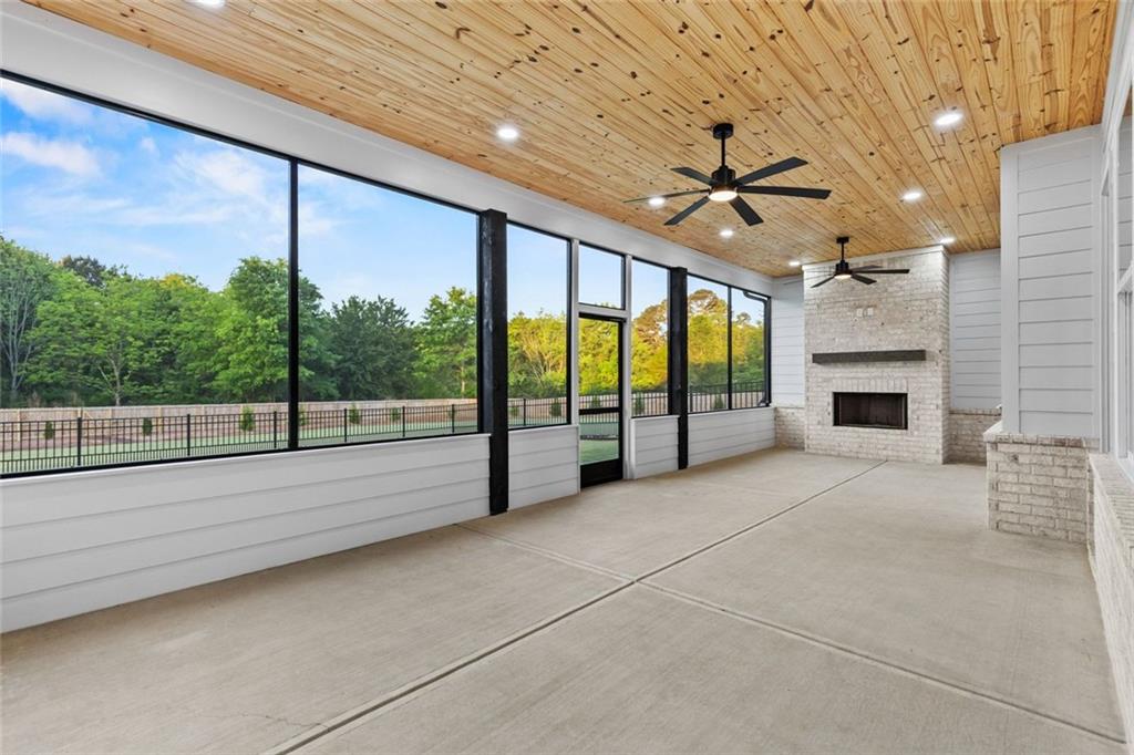 825 Arch Tanner Road